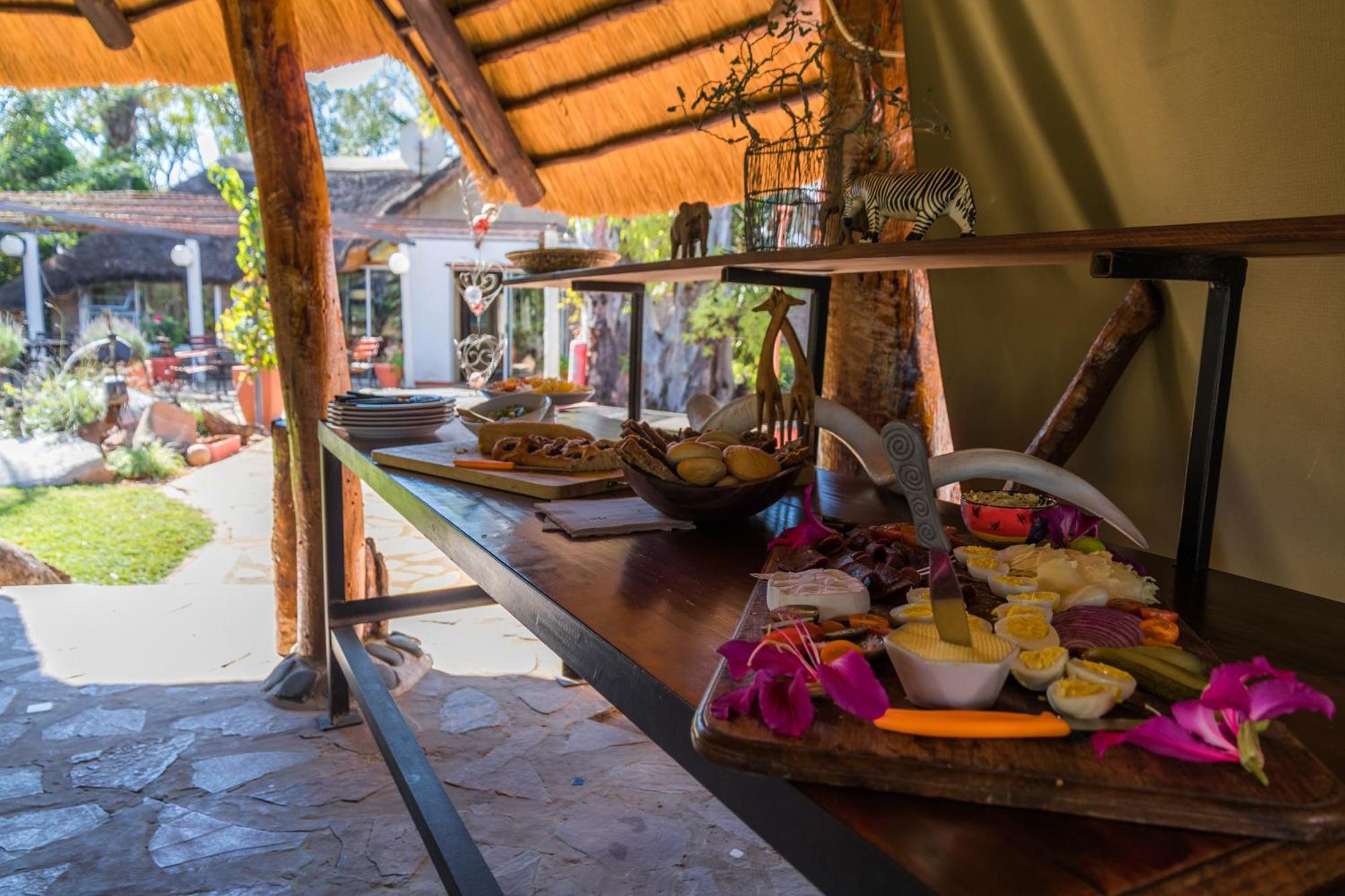 Gabus Safari Lodge Otavi Eksteriør bilde